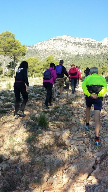 Una treintena de personas participaron en una jornada de senderismo por la Senda del Piojo (Sierra Espuña), Foto 6