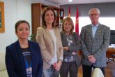 Mª Carmen Moreno se reúne con la consejera de Educación para ampliar la oferta formativa de Águilas