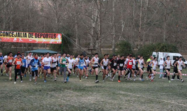 Más de 600 atletas federados y populares participan el domingo en el VIII Cross 'Fuentes del Marqués' - 2, Foto 2