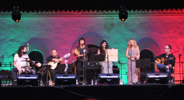 Los cantos tradicionales de la huerta y el campo sonarán en el Auditorio Víctor Villegas con el grupo 'Mujeres con raíz' - 1, Foto 1