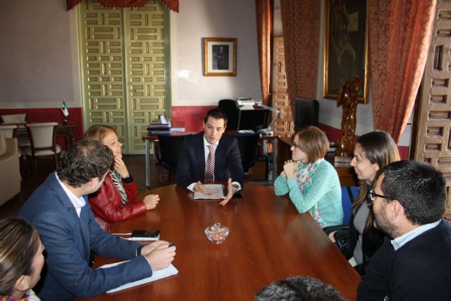 El Alcalde de Cehegín y la Consejera de Educación de la CARM se reúnen para valorar las necesidades de los Centros Educativos de Cehegín y plantear nuevos retos educativos - 1, Foto 1