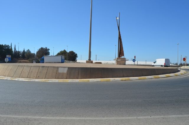 El Pleno solicitará a la Asamblea Regional que el Presupuesto regional  concrete la partida para las obras de la rotonda de Pozo Aledo - 1, Foto 1