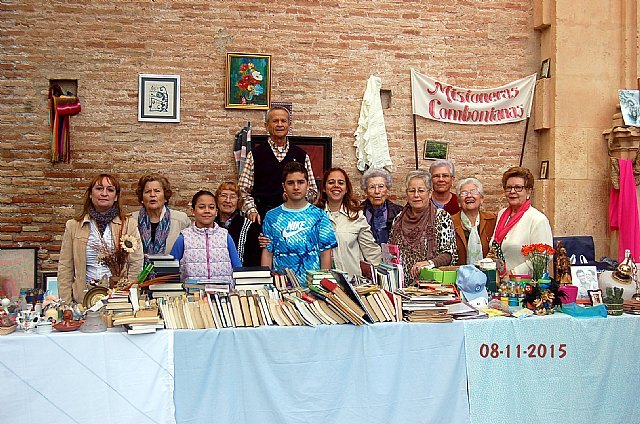 El pasado Domingo 8 de noviembre, tuvo lugar la XXIII edición anual del Mercadillo Solidario a favor de las Misioneras Combonianas, Foto 1