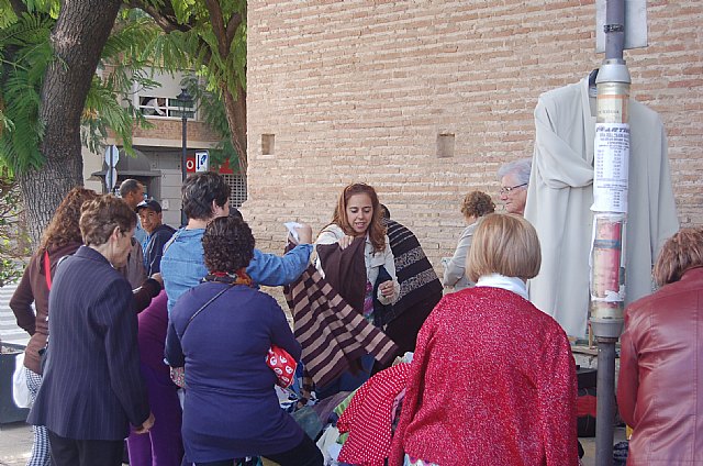 El pasado Domingo 8 de noviembre, tuvo lugar la XXIII edicin anual del Mercadillo Solidario a favor de las Misioneras Combonianas - 5