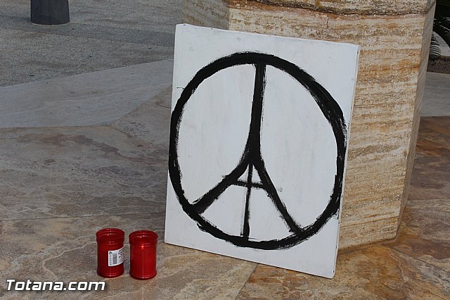 Totana se suma a la condena internacional por los atentados terroristas de Pars y expresa su solidaridad y apoyo institucional y ciudadano al pueblo francs - 21