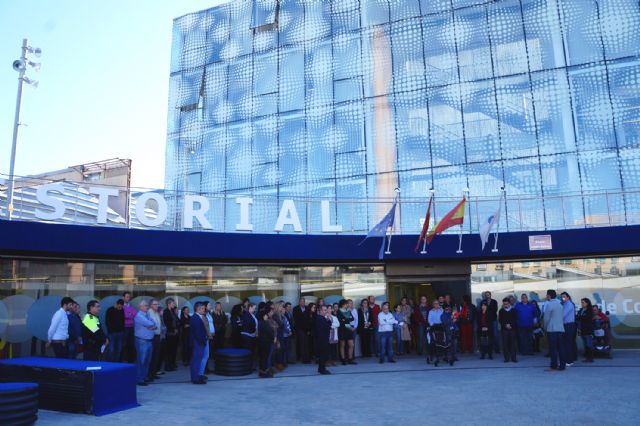 Minuto de silencio en Las Torres de Cotillas en homenaje a las víctimas del atentado de París - 1, Foto 1