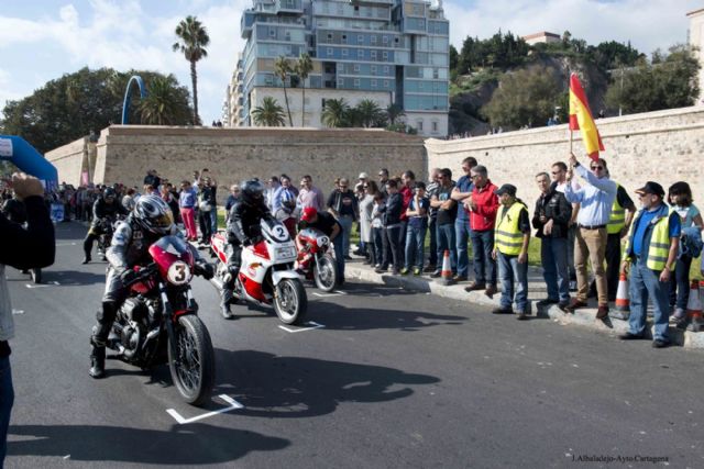 El Trofeo Corpus trajo al puerto una exhibición de motos clásicas - 1, Foto 1
