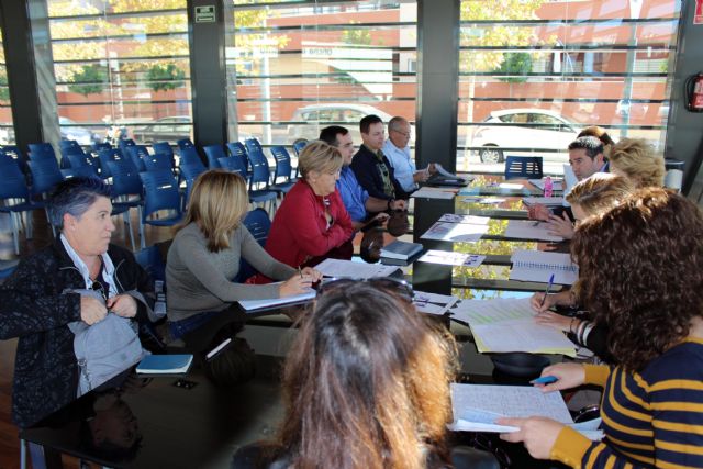 La Mesa Local de Coordinación contra la Violencia de Género del municipio de Alcantarilla, se reunió en la mañana de hoy - 3, Foto 3
