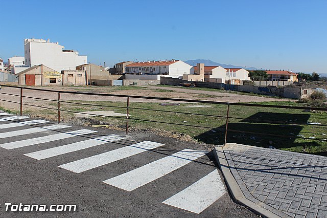 La Concejala de Servicios da respuesta a la demanda de los vecinos del barrio Tirol-Camilleri con la ejecucin de varias actuaciones - 2