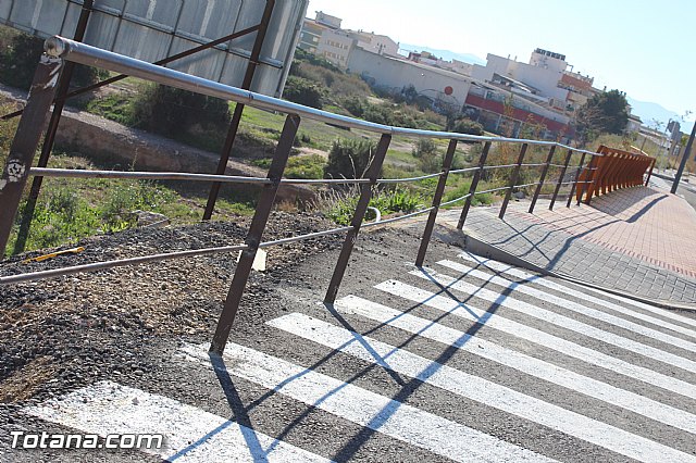 La Concejala de Servicios da respuesta a la demanda de los vecinos del barrio Tirol-Camilleri con la ejecucin de varias actuaciones - 3