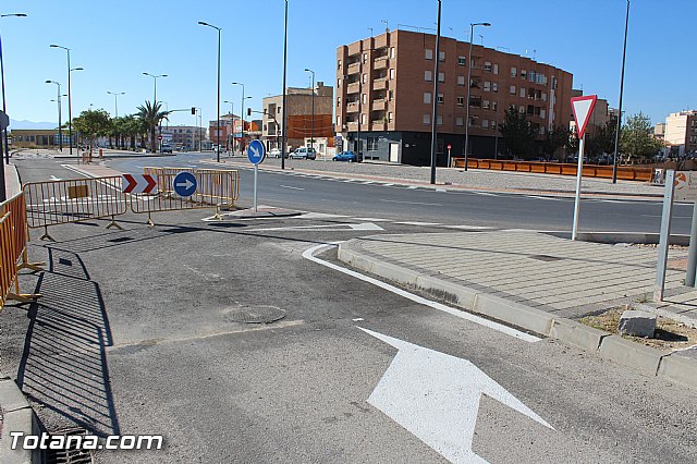 La Concejala de Servicios da respuesta a la demanda de los vecinos del barrio Tirol-Camilleri con la ejecucin de varias actuaciones - 4