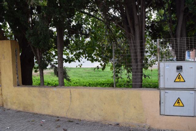 PP pedirá en el próximo pleno el arreglo de la valla del Museo del Vidrio - 2, Foto 2