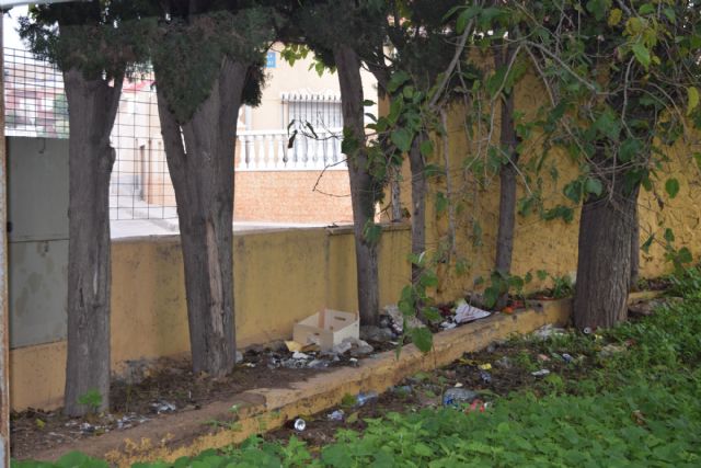 PP pedirá en el próximo pleno el arreglo de la valla del Museo del Vidrio - 5, Foto 5