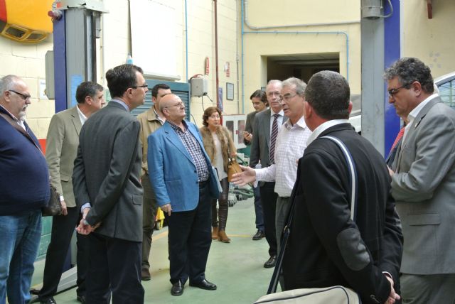 El Alcalde propone a los empresarios del Polígono Industrial Oeste vincular los cursos de formación a sus necesidades de empleo - 3, Foto 3