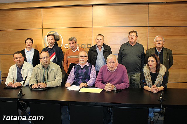 Rueda de prensa plataforma de afectados por la lnea de alta tensin - 7