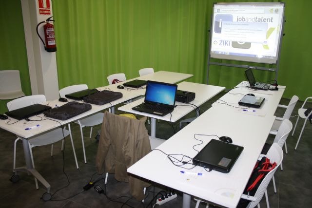 Curso para conocer qué es el sistema de análisis de peligros en una empresa de alimentación - 1, Foto 1