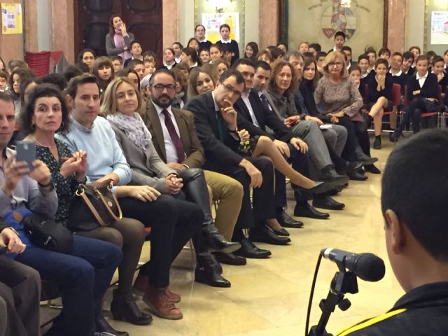 160 alumnos de primaria celebran un Pleno sobre la protección contra la violencia en el entorno familiar - 3, Foto 3
