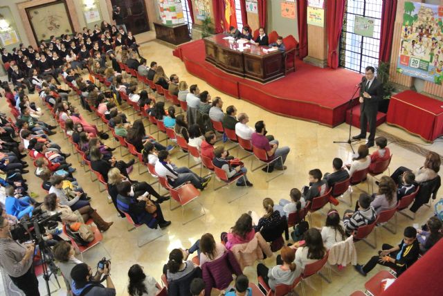 160 alumnos de primaria celebran un Pleno sobre la protección contra la violencia en el entorno familiar - 4, Foto 4