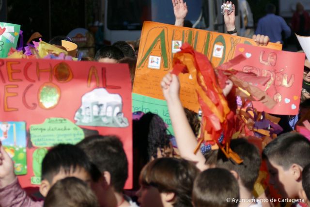 El Ayuntamiento de Cartagena transmite su compromiso con los Derechos del Niño - 4, Foto 4