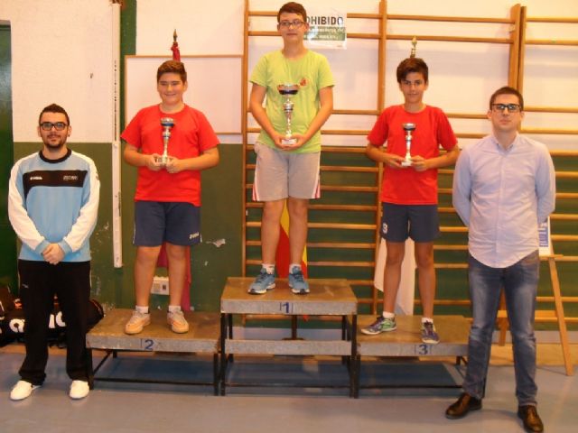 Un total de 120 escolares participaron en la Fase Local de Bádminton de Deporte Escolar, organizada por la Concejalía de Deportes, en la Sala Escolar, Foto 7