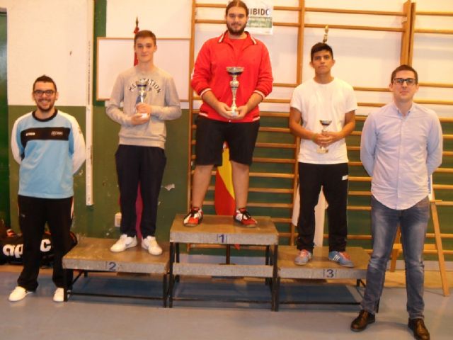 Un total de 120 escolares participaron en la Fase Local de Bádminton de Deporte Escolar, organizada por la Concejalía de Deportes, en la Sala Escolar, Foto 8