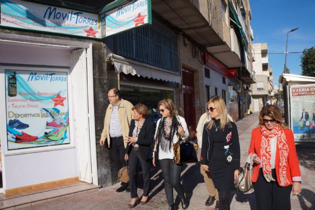 La directora general de Comercio se interesa por las necesidades de los establecimientos torreños - 4, Foto 4