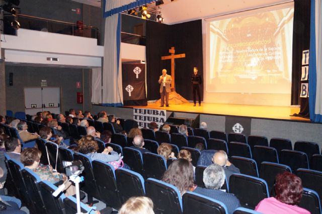 El Tejuba torreño homenajea a la Cofradía del Cristo Crucificado en su 50° aniversario - 2, Foto 2