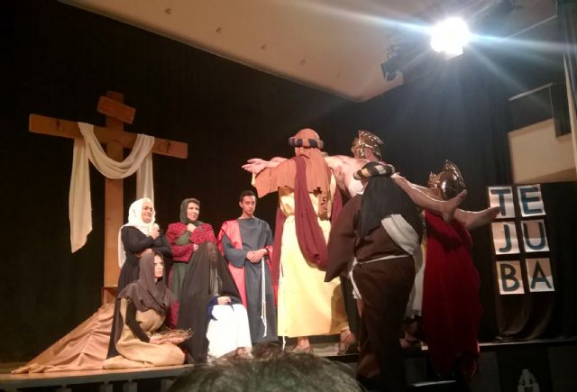 El Tejuba torreño homenajea a la Cofradía del Cristo Crucificado en su 50° aniversario - 4, Foto 4