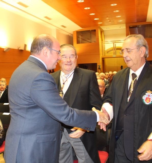 Pedro Antonio Sánchez: La labor de las academias es fundamental para construir una sociedad más preparada, comprometida y mejor formada - 2, Foto 2
