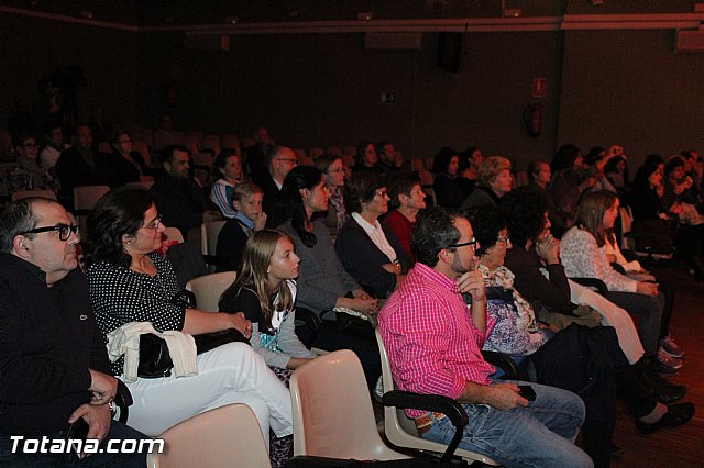 La Coral Santiago interpret la 