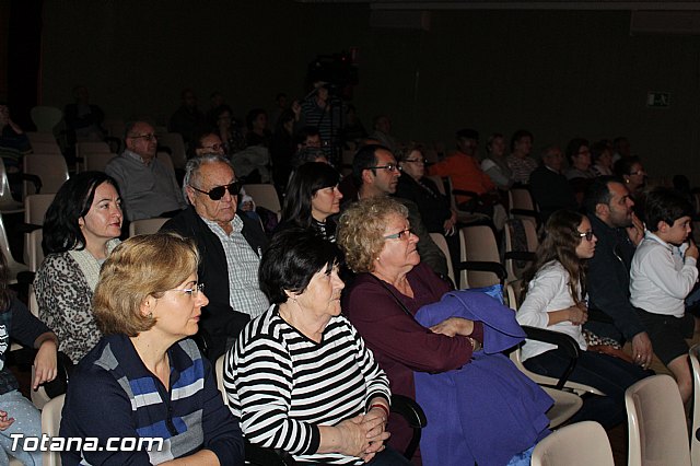 La Coral Santiago interpret la 