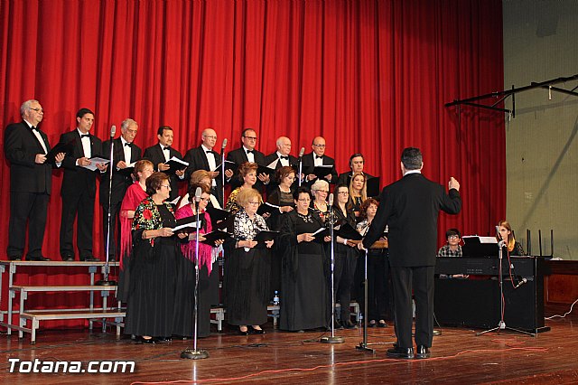 La Coral Santiago interpret la 