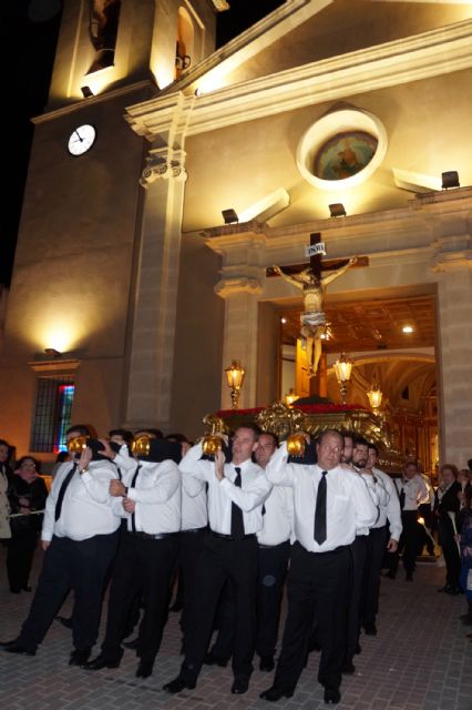 La procesión del Santísimo Cristo Crucificado cierra el 50° aniversario de su Cofradía - 1, Foto 1