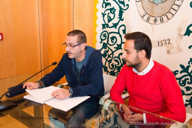 Agustín Pérez Leal se alza con el XIX Premio Internacional de Poesía Antonio Oliver Belmás - 4, Foto 4