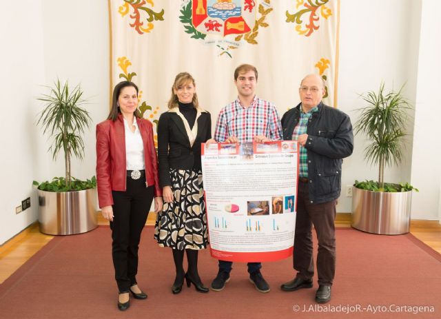 Una tesis de la UMU sobre gimnasia estética vela por la salud postural de los deportistas - 2, Foto 2