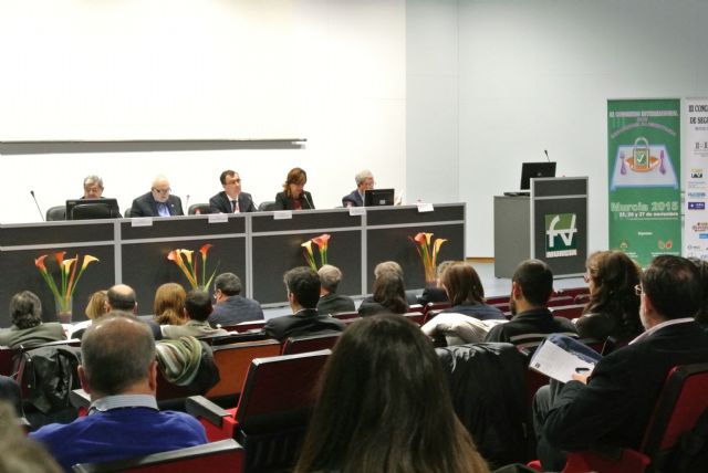 El Alcalde reclama la atención al consumidor como protagonista principal de la cadena agroalimentaria - 1, Foto 1