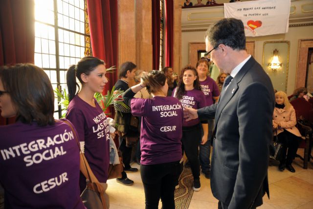 Derechos Sociales sitúa a jóvenes y adolescentes en el eje de sus iniciativas de sensibilización contra la violencia de género - 1, Foto 1