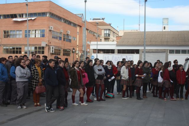 Los jóvenes pachequeros han alzado su voz en la Campaña de sensibilización para la eliminación de la violencia contra las mujeres - 2, Foto 2