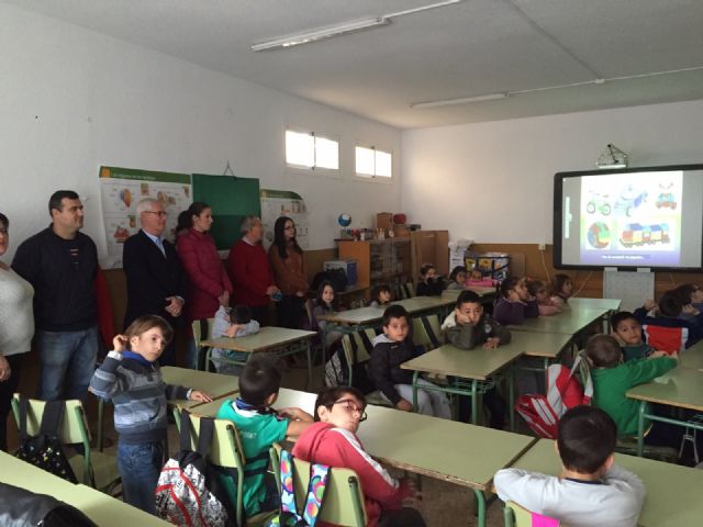 Águilas se suma a la conmemoración del Día Internacional Contra la Violencia de Género - 1, Foto 1