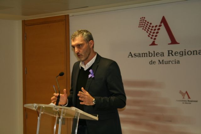 Urralburu: Son presupuestos continuistas con los recortes - 1, Foto 1