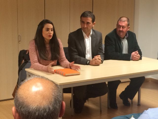 The candidate no.1 PSOE Senate meets with sports clubs Totana, Foto 7