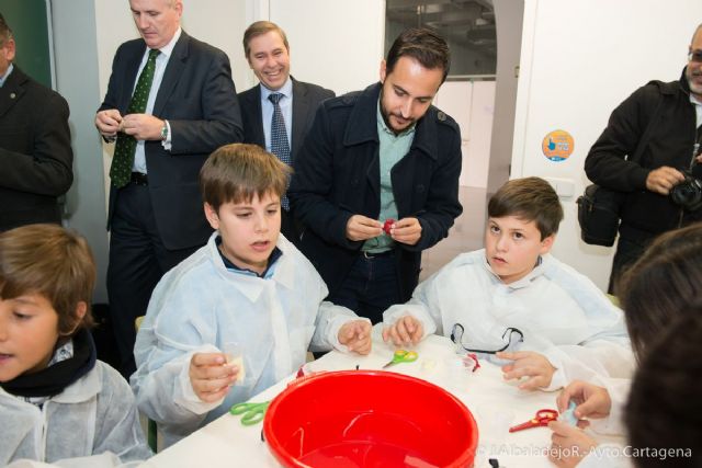 Cerca de mil alumnos aprenden la ciencia que esconden los juguetes - 3, Foto 3