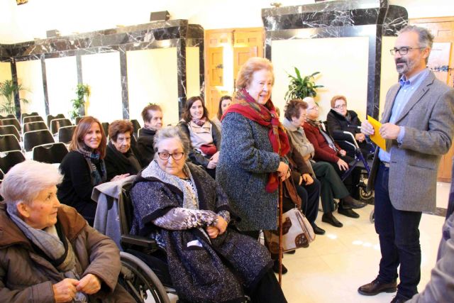 El alcalde recibe a las usuarias del Centro de Día de Caravaca - 1, Foto 1