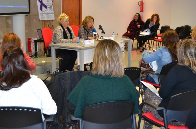 San Pedro del Pinatar organiza unas jornadas para mejorar los recursos y coordinación en la atención a la violencia de género - 2, Foto 2