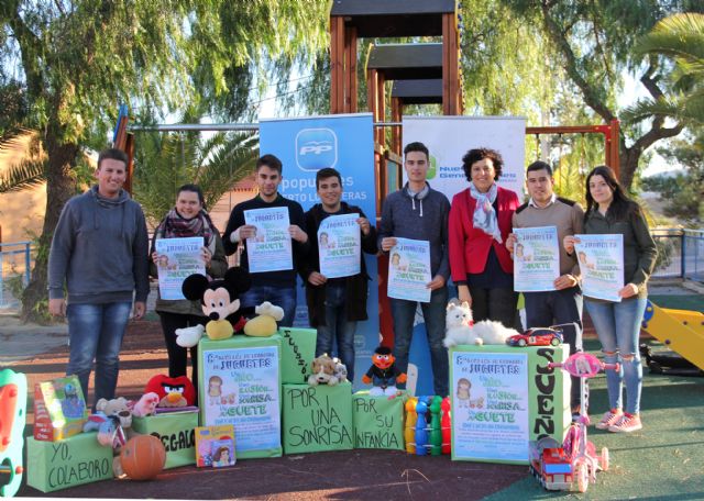 Nuevas Generaciones de Puerto Lumbreras pone en marcha una campaña solidaria de recogida de juguetes para las familias más desfavorecidas - 1, Foto 1