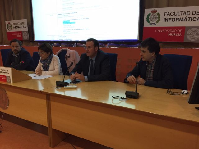 Guillén expone en la Universidad de Murcia la transformación de la ciudad en SmartCity - 1, Foto 1