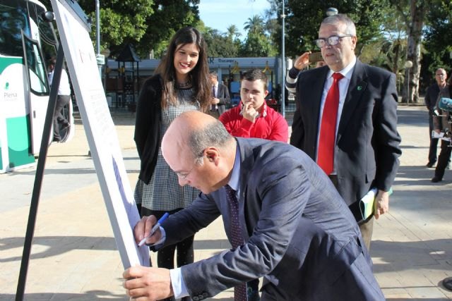 La Comunidad prestará servicio de autobús a más de 4.500 usuarios con discapacidad intelectual - 3, Foto 3