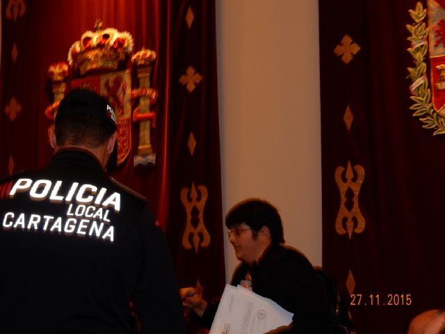 Atentado contra la democracia sin precedentes en Cartagena: El alcalde José López utiliza a la Policía para expulsar a los concejales de Ciudadanos - 2, Foto 2