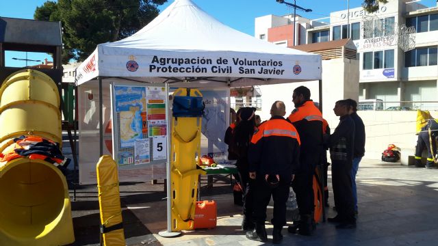 San Javier recibe con una macro exposición a las agrupaciones de voluntarios de Protección Civil de la Región - 3, Foto 3