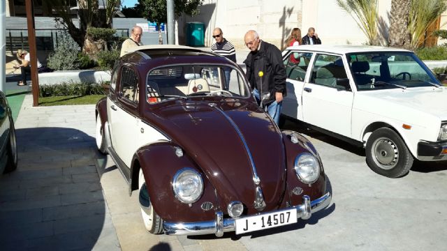 La plaza de España se llenó de vehículos clásicos - 3, Foto 3